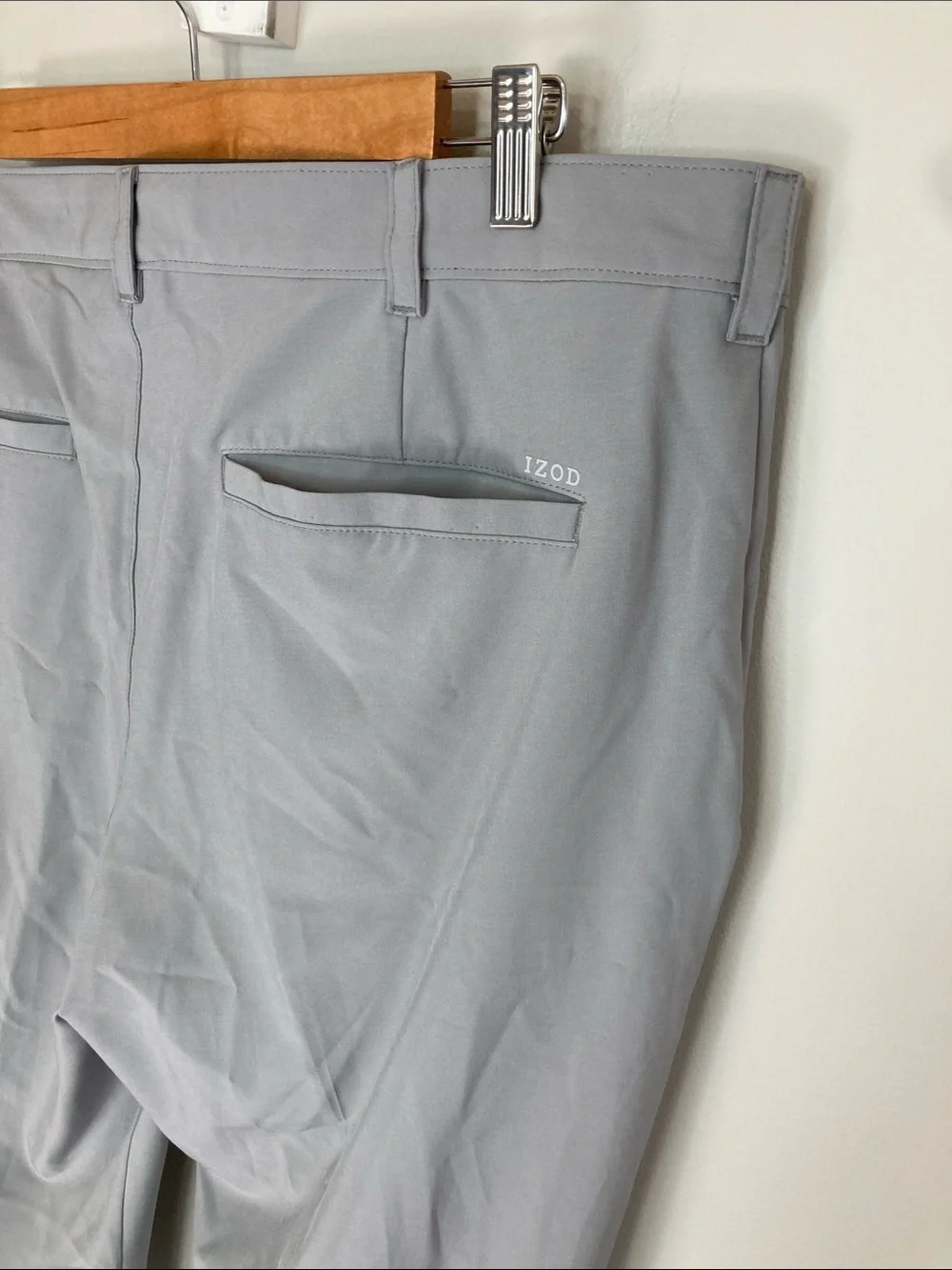 IZOD Golf 38x30 Men's Classic Light Gray Dress Pants Tailored Comfort